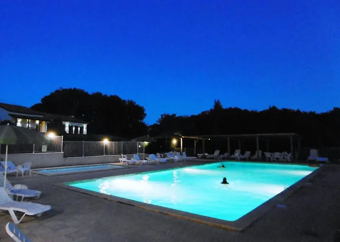 Domaene Mit Jacuzzi By Interhome Gavaudun